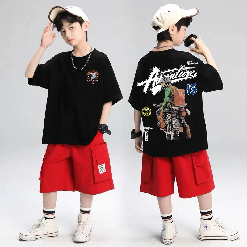 Roupas infantis coreanas 2025 meninos motocicleta camiseta gráfica verão manga curta 100% algodão solto crianças topo roupas infantis