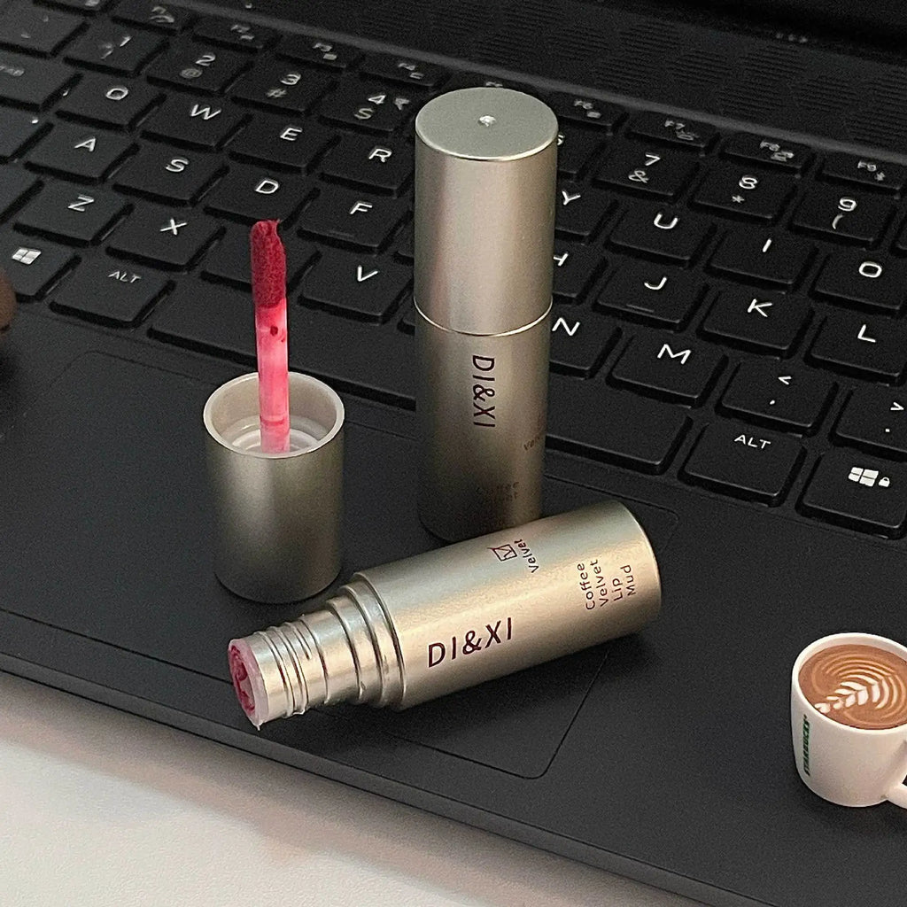 Batom fosco de veludo vermelho escuro, à prova d'água, longa duração, fosco, brilho labial, copo antiaderente, maquiagem labial, maquiagem cosmética