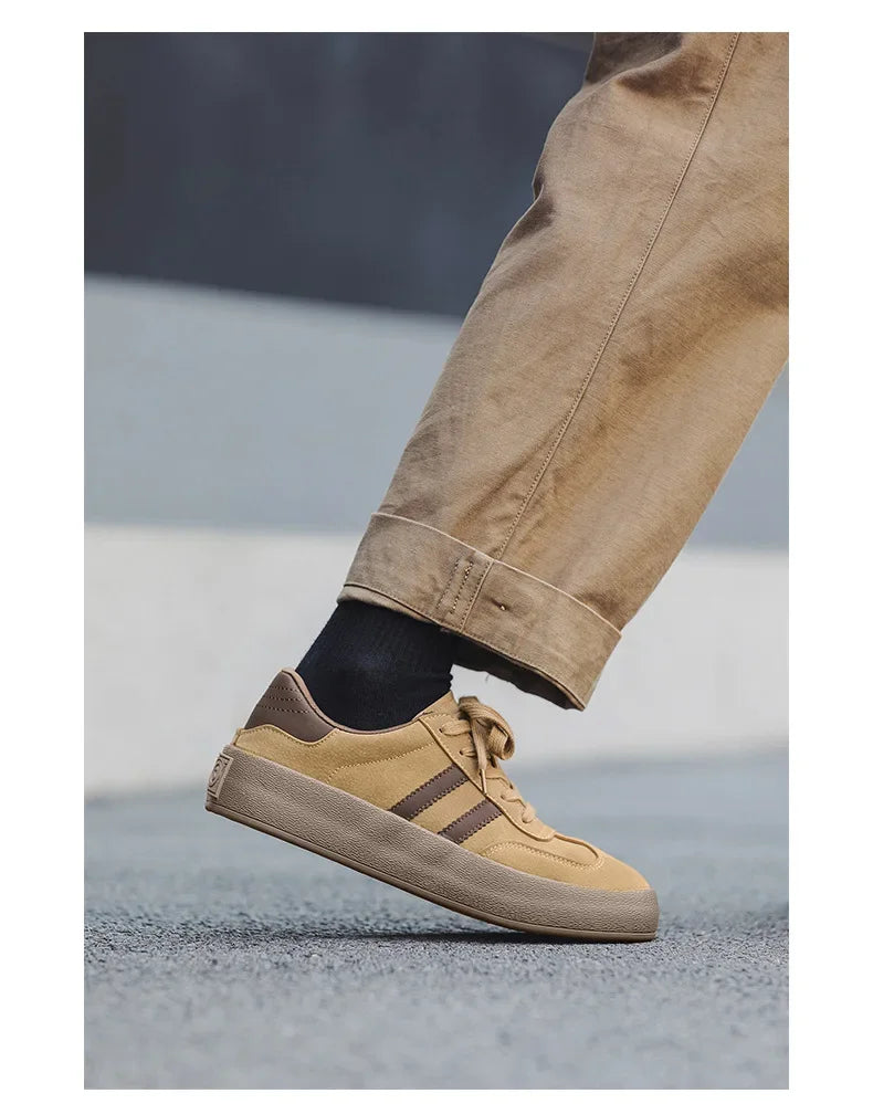 Sapatos de tabuleiro casuais de sola grossa para homens sola grossa sapatos casuais tênis de couro tudo sola macia dentro aumentar sapatos