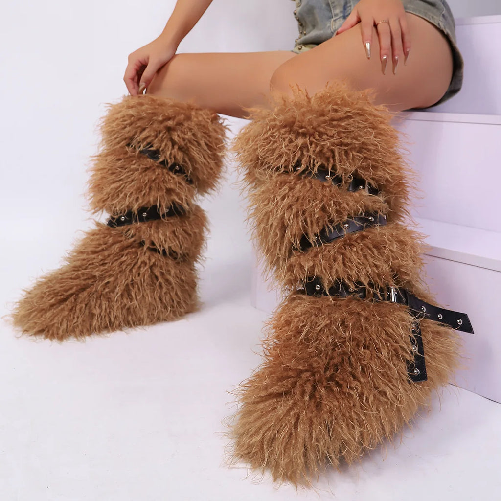 Botas femininas felpudas até o joelho |   Calçado de inverno com detalhes multi-fivela, texturas de leopardo e shearling