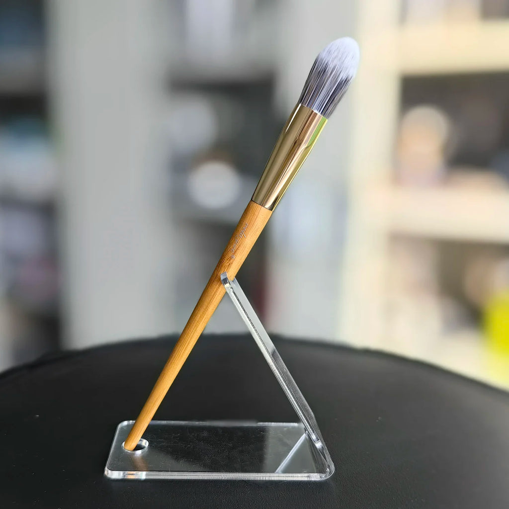 Yue Precisão Fundação Pincel Cônico Apontado Rosto Corretivo Creme Vinco Primer Base Maquiagem Beleza Cosméticos Aplicador