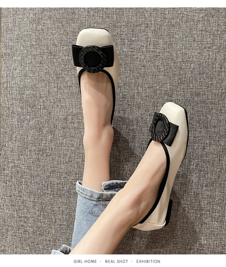 Sapatilhas de couro feminino, bombas de dedo do pé redondo, mocassins senhora do escritório, doce bowknot, sola macia, plus size, 43, 44