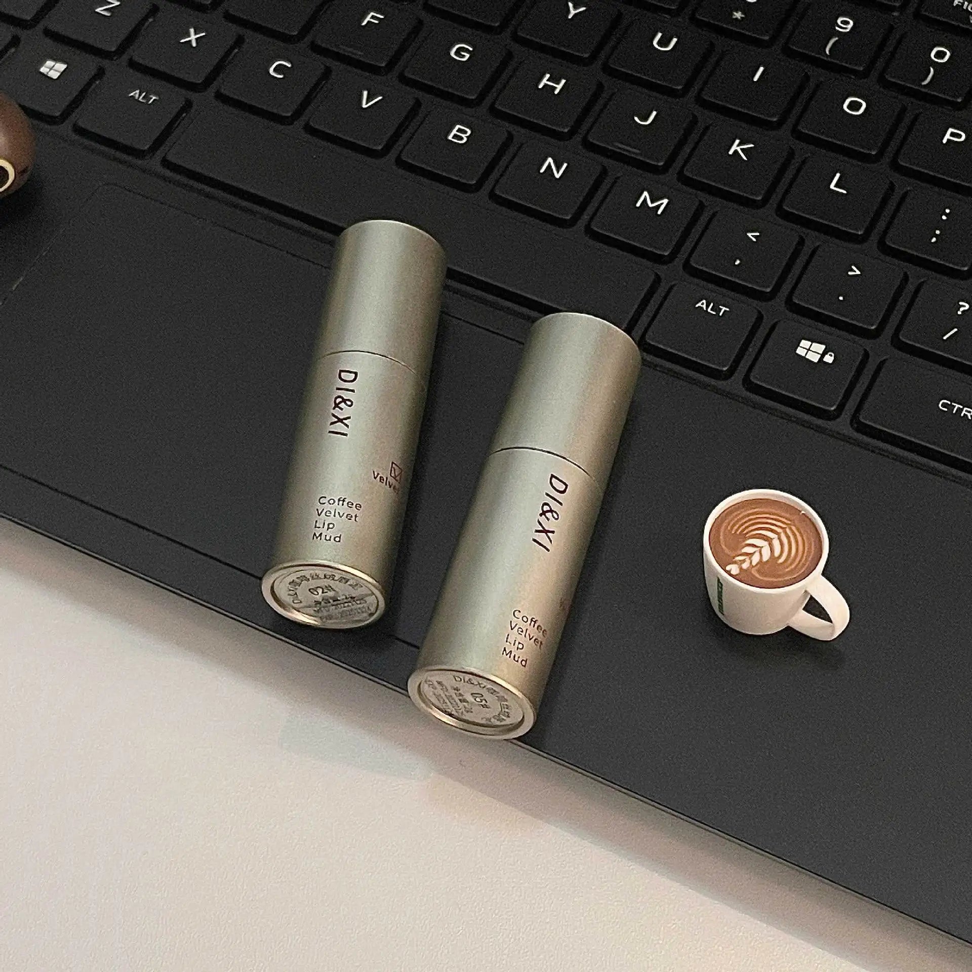 Batom fosco de veludo vermelho escuro, à prova d'água, longa duração, fosco, brilho labial, copo antiaderente, maquiagem labial, maquiagem cosmética