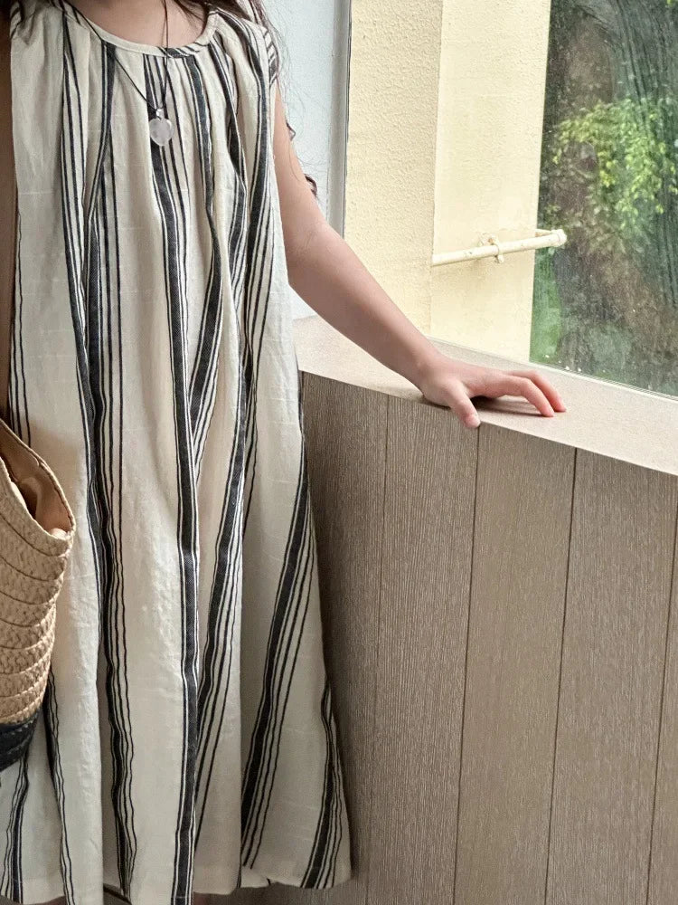 Crianças roupas meninas vestido sem mangas nova moda verão 2025 estilo coreano listra vertical francês retro vestido de férias