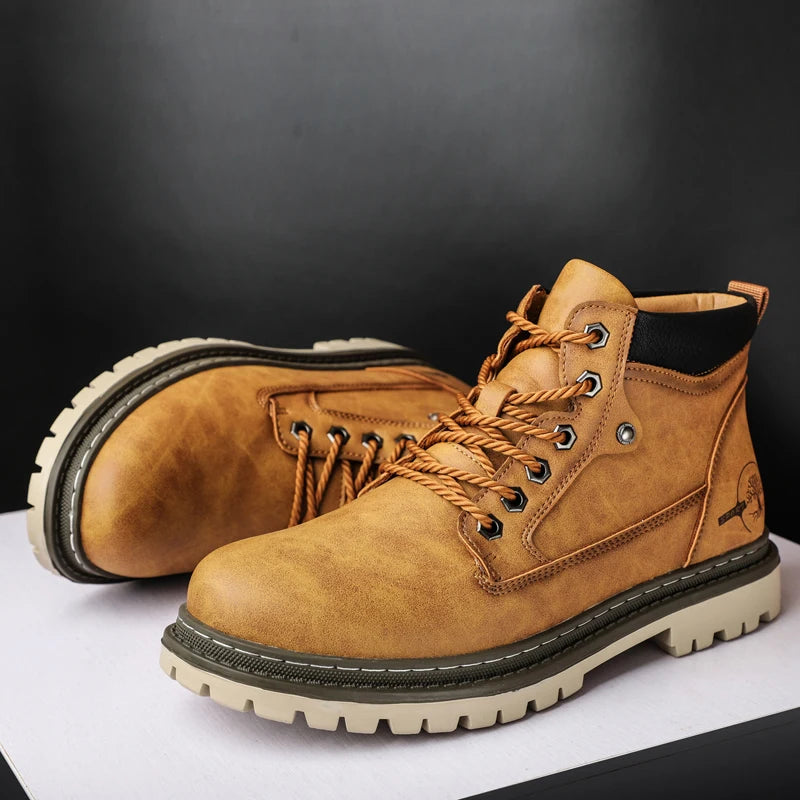 Outono e inverno novas botas masculinas casuais de cano alto, botas curtas masculinas de sola grossa, botas Chelsea, sapatos de negócios elegantes e versáteis, sapatos de condução