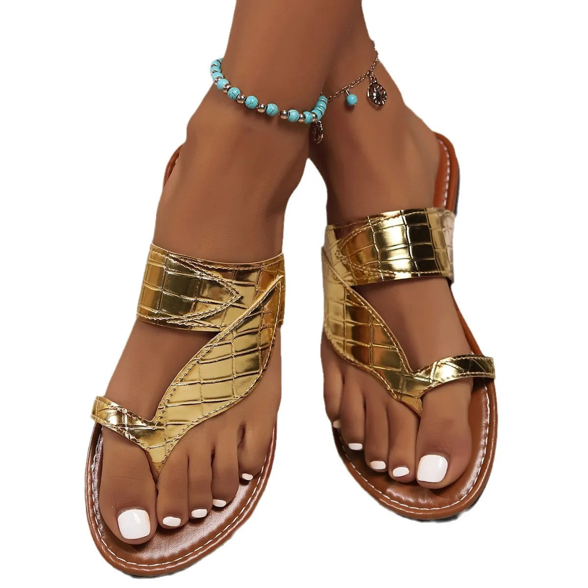 Moda feminina chinelos de dedo aberto casual chinelos planos femininos ao ar livre leve sapatos de praia para mulher zapatos 2025 verão novo
