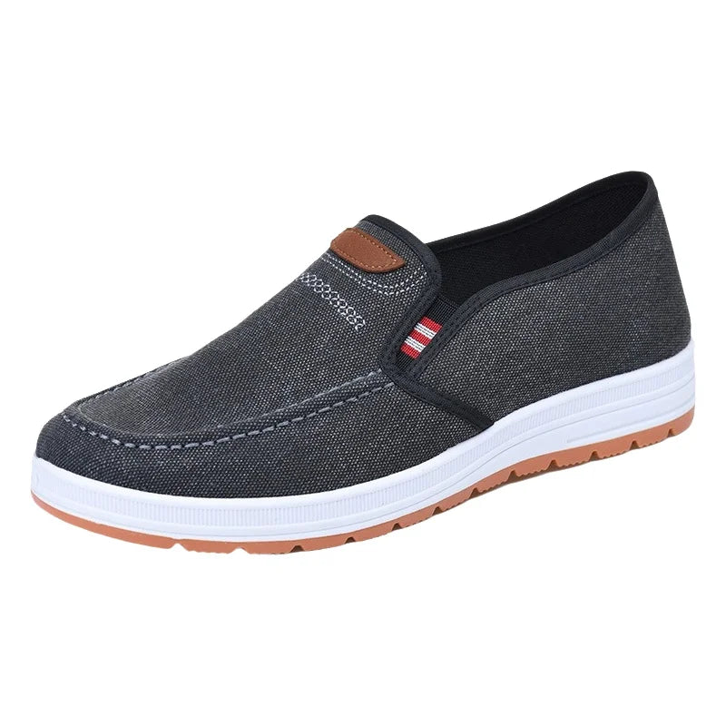 Tênis Casuais Masculinos em Lona Respirável, Slip-On, Resistentes ao Desgaste e Antiderrapantes para Atividades de Lazer na Primavera e Outono em Pequim