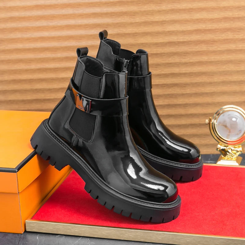 Botas masculinas de couro envernizado, de alta qualidade, superfície brilhante, confortável, sola grossa, cano alto, marca de moda, antiderrapante, chelsea