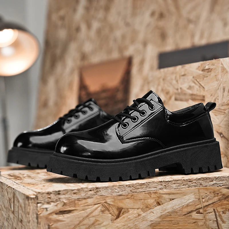 Sapatos de couro casual para casal, sola grossa, antiderrapante, conforto, roupas de trabalho masculinas e femininas, tamanho grande, sapatos com renda, 4ª temporada