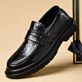Mocassins Casuais Masculinos Slip-On: Sapatos de Couro Respiráveis e Modernos Estilo Coreano Versáteis para Primavera e Verão