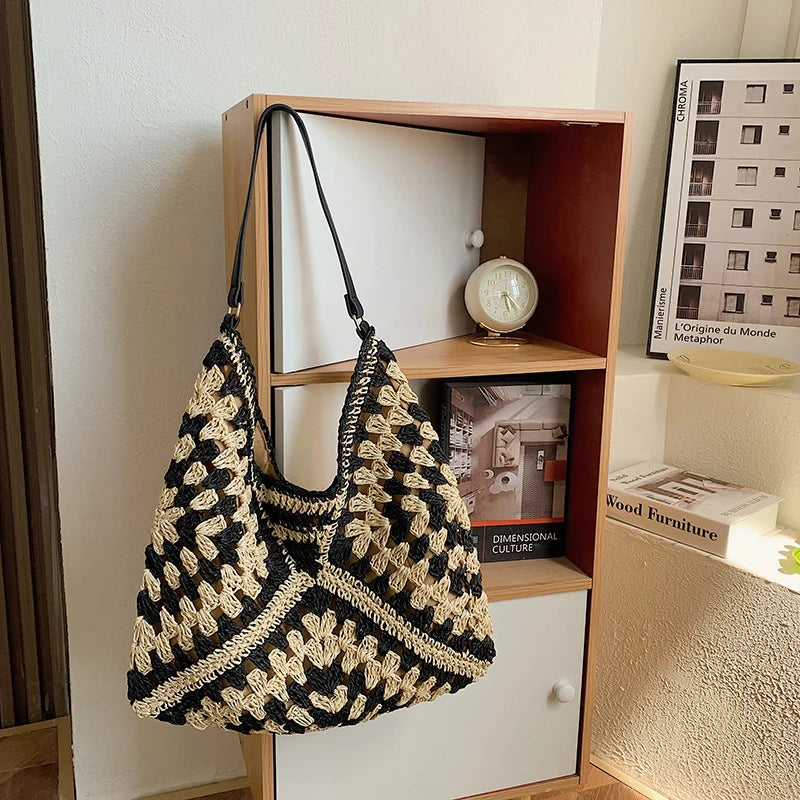 Bolsa de ombro de palha tecida feminina popular bolsa de tamanho médio com alça para férias na praia