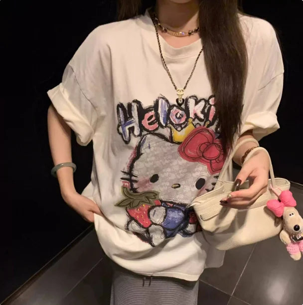 Camiseta Casual Estampada 100% Algodão Sanrio 2026 Coleção Verão Hello Kitty para Adultos e Crianças - Roupa Casual Tal Pai/Mãe, Tal Filho(a)