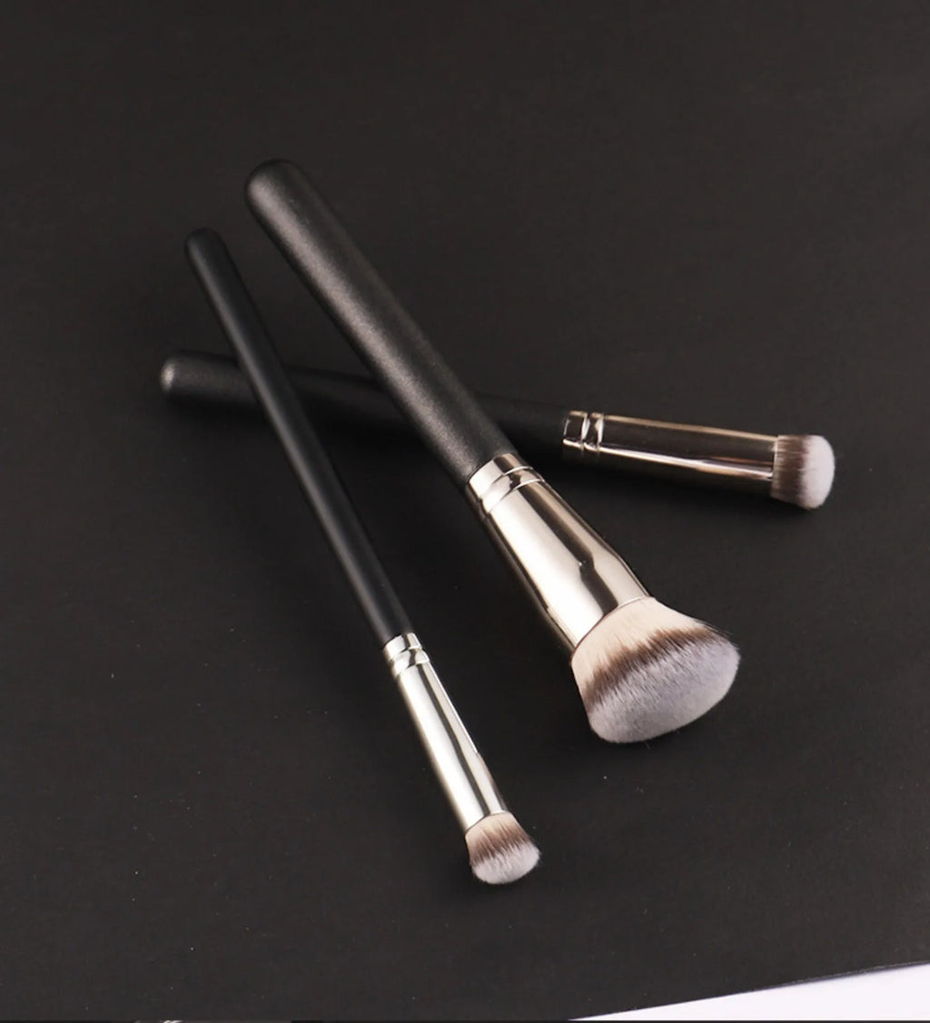 Pincel para Base e Corretivo, Pincéis Premium para Contorno e Blush, Pincel de Maquiagem Denso para Olhos e Rosto, Ideal para Esbater e Alisar
