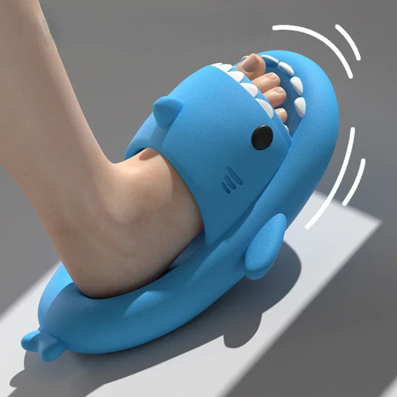 Casa tubarão chinelo nuvem mulher clapper slides verão praia interior eva sandálias masculino engraçado não deslizamento sapato senhoras feminino tênis