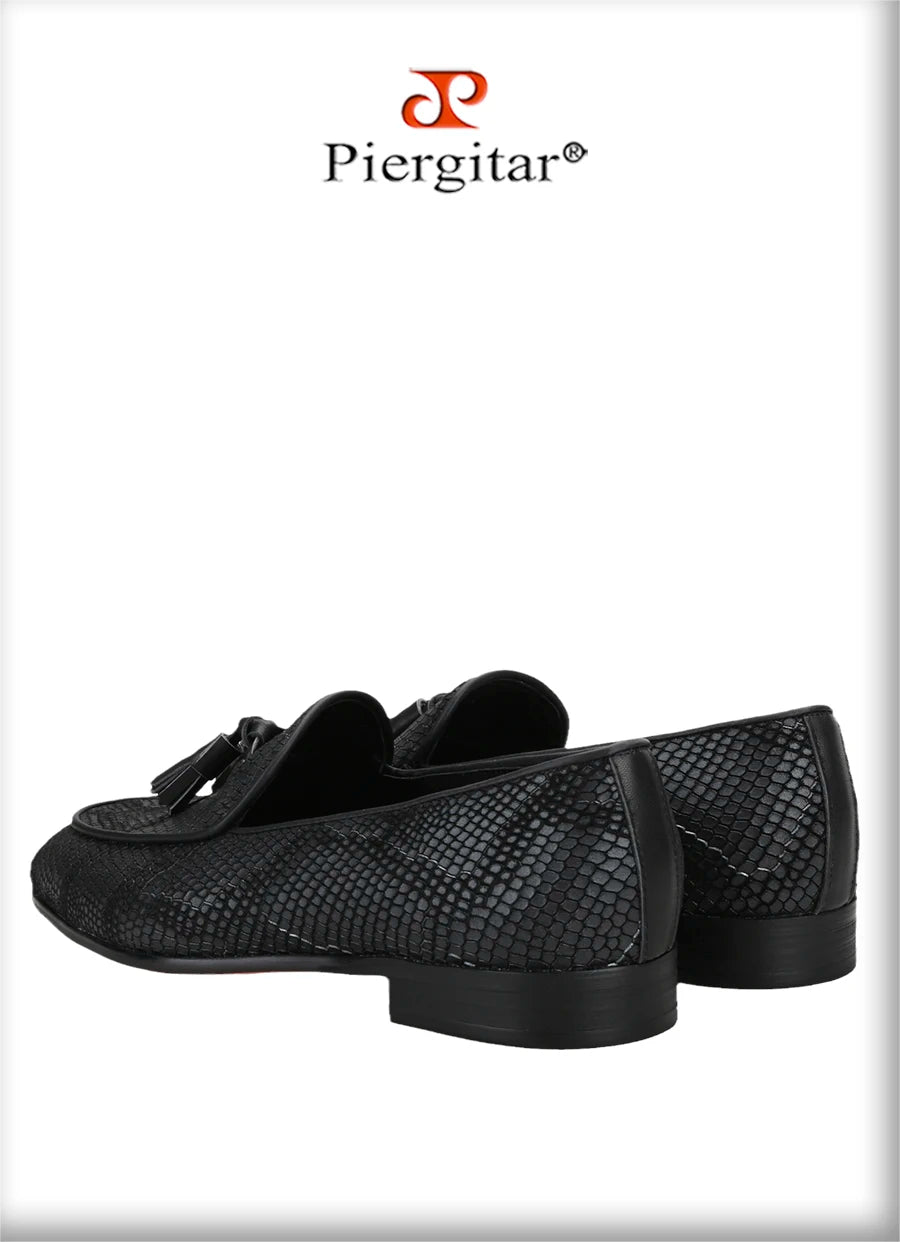 Piergitar-Mocassins de camurça serpentina masculina com borlas de couro combinando, chinelos artesanais para fumar, sola vermelha, novo modelo, 5 cores