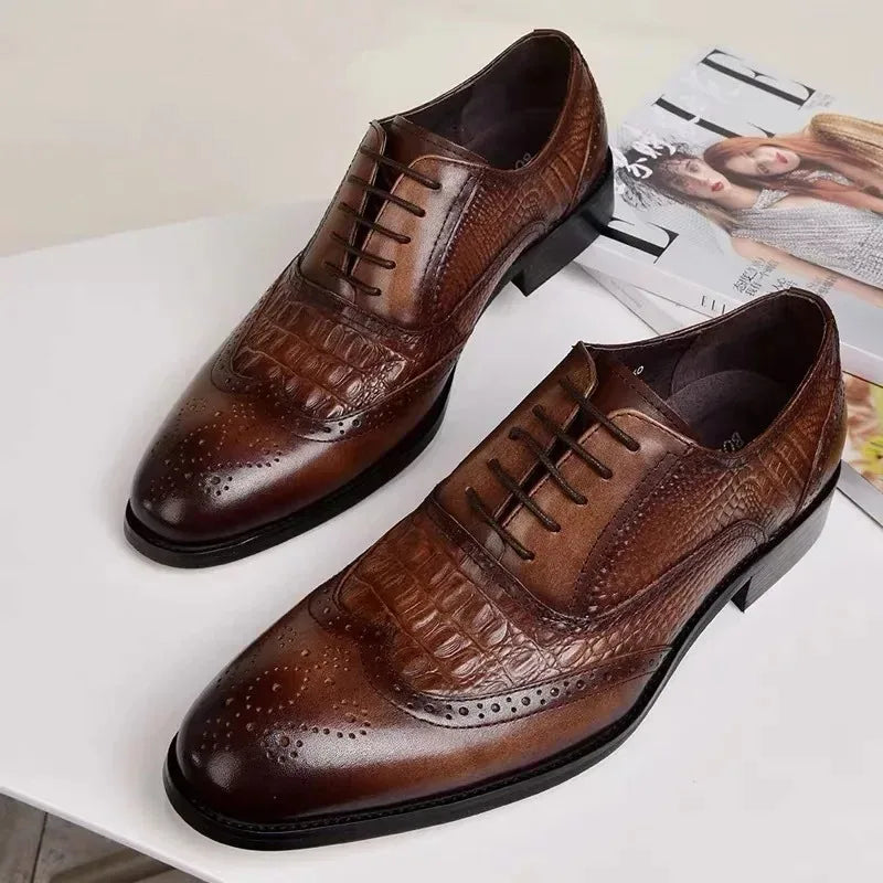 Sapatos casuais masculinos de estilo britânico de luxo escritório oxford sapatos de couro masculinos confortáveis resistentes ao desgaste sapatos formais masculinos de tamanho grande
