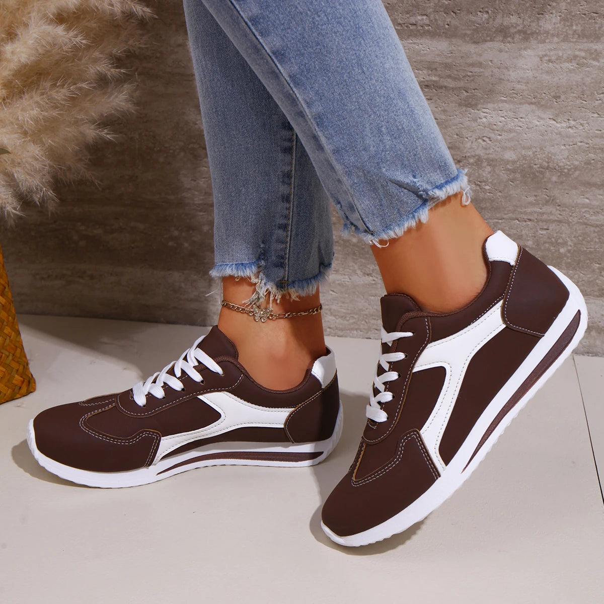 2025 primavera novas mulheres tênis confortáveis ao ar livre moda versátil plana casual tênis rendas até sapatos esportivos femininos plus size