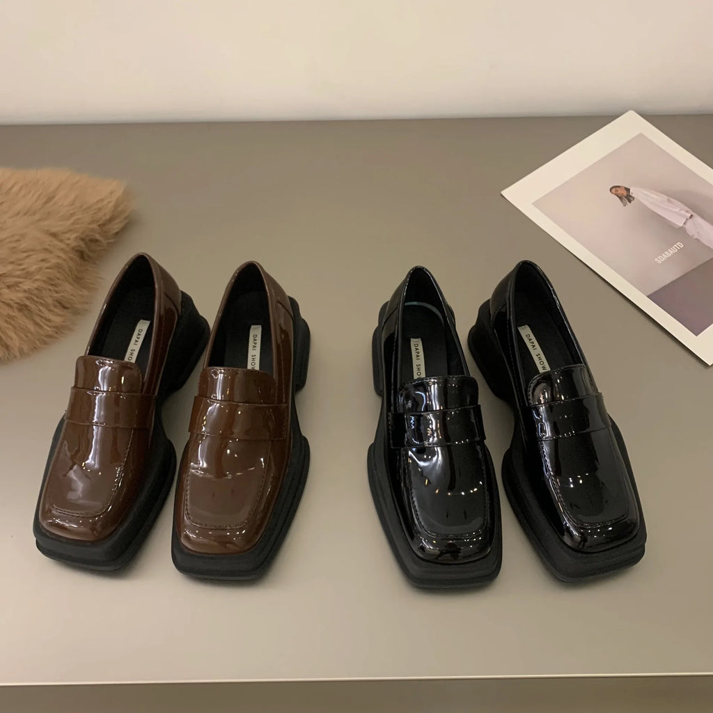 Estilo britânico fundo grosso primavera outono cabeça quadrada retro mocassins sapatos femininos casuais deslizamento na plataforma mocassins senhoras bombas