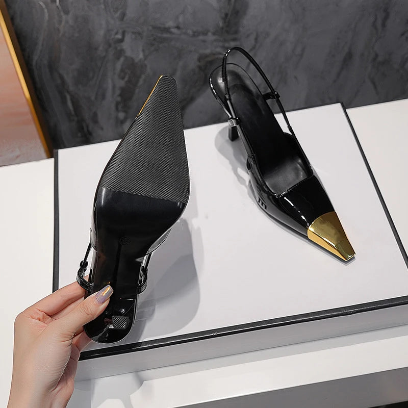 Novo verão sandálias femininas de salto alto ouro cabeça de ferro couro patente preto stiletto cabeça quadrada dedo do pé fechado estilingue volta sapatos