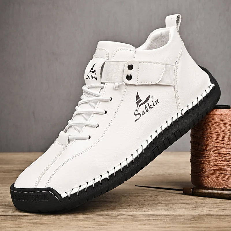 Novo design 2025 tênis de couro masculino homem respirável sapatos de couro artesanal sapatos casuais masculinos botas de tornozelo ao ar livre