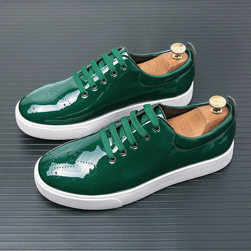 Sapatos casuais de couro envernizado, tênis com renda, sola verde, sapatos de couro designer de alta qualidade, primavera e outono