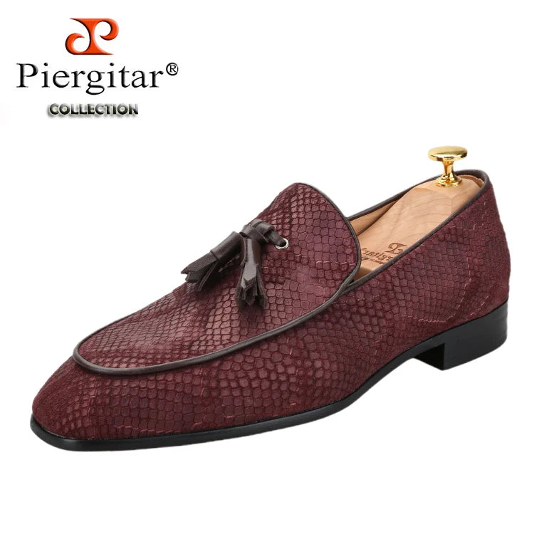 Piergitar-Mocassins de camurça serpentina masculina com borlas de couro combinando, chinelos artesanais para fumar, sola vermelha, novo modelo, 5 cores