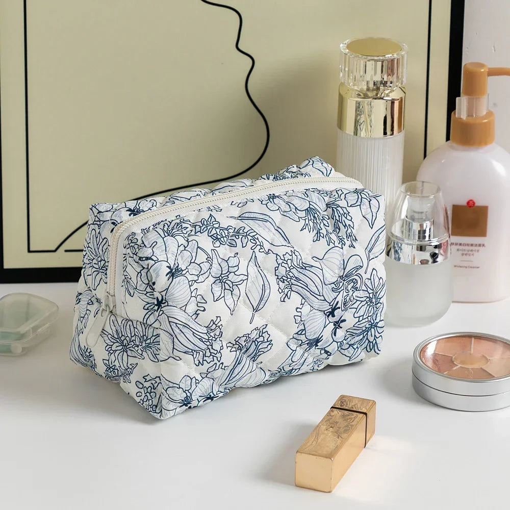 Sacos de maquiagem florais acolchoados com zíper bonito impressão flor organizador de armazenamento acessório de maquiagem saco de higiene pessoal grande saco de cosméticos feminino
