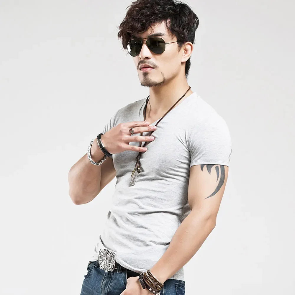 Camiseta Masculina Nova 2026, Gola V, Manga Curta, Moda Fitness, Tamanho 5XL