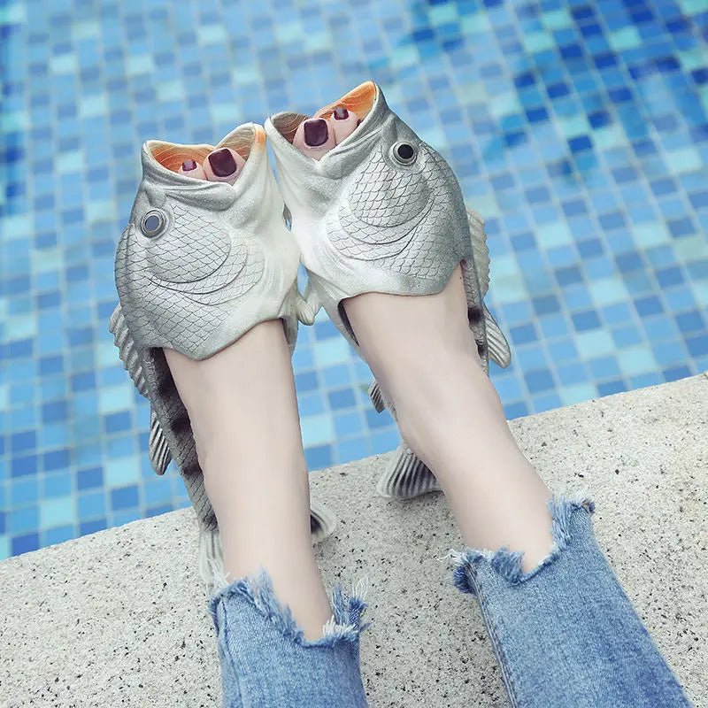 Chinelos de peixe elegantes para mulheres 2024 novo design exclusivo família sapatos de praia senhoras confortáveis e legais flip flips
