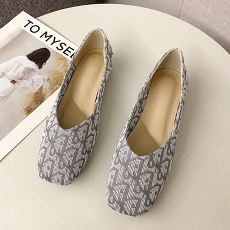 Designer de luxo sapatos baixos de pano para senhoras, toe slip-ons redondos para pé largo 44-32 2023, mocassins pretos, mocassins de balé, recém-chegados