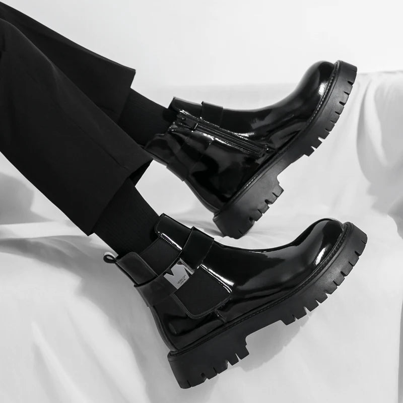 Botas masculinas de couro envernizado, de alta qualidade, superfície brilhante, confortável, sola grossa, cano alto, marca de moda, antiderrapante, chelsea