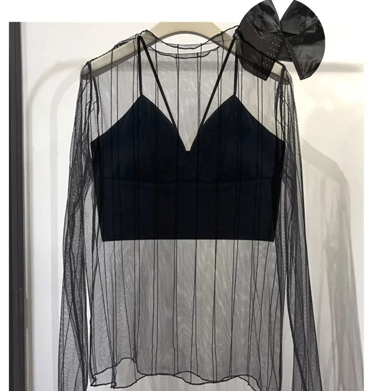 Sexy tops de cetim para mulheres, bralette sem fio, top de crochê, alça de espaguete feminina, camiseta cortada com peito, camisola acolchoada