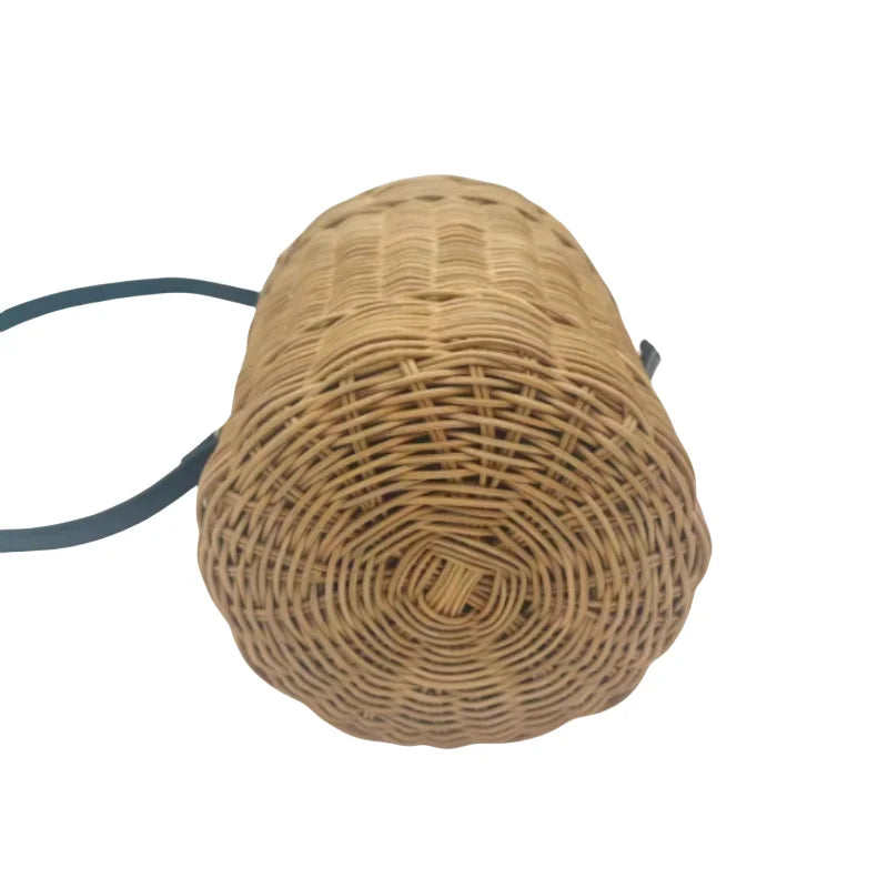 Novo balde de rattan tecido saco alça de bambu bolsa feminina moda cilindro saco de palha férias viagem essencial bolsa de ombro