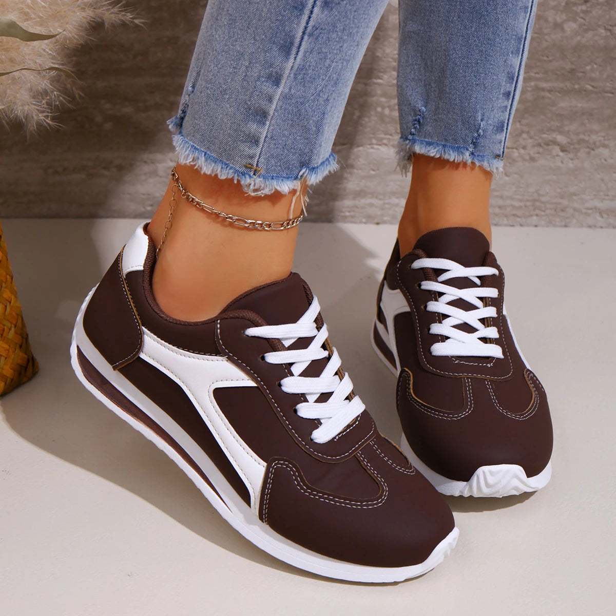 2025 primavera novas mulheres tênis confortáveis ao ar livre moda versátil plana casual tênis rendas até sapatos esportivos femininos plus size